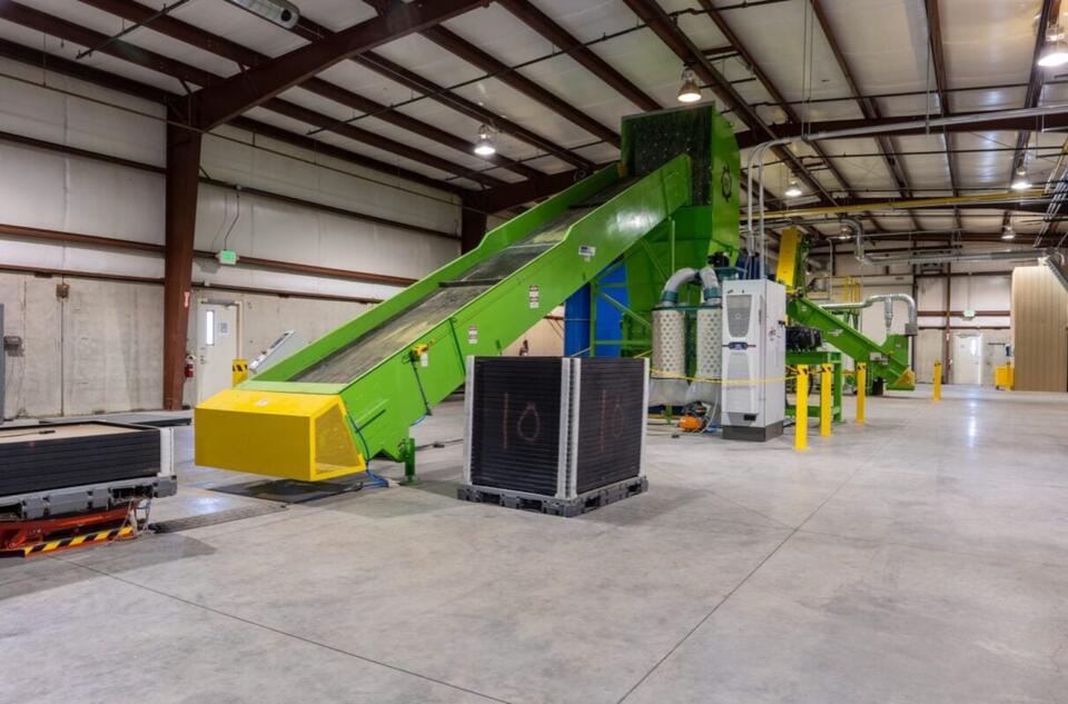 Comstock starts 24/7 operations at Nevada solar panel recycling ...