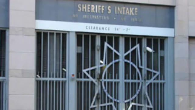 Inmate who died after falling ill identified as Steven Curren, 35 ...