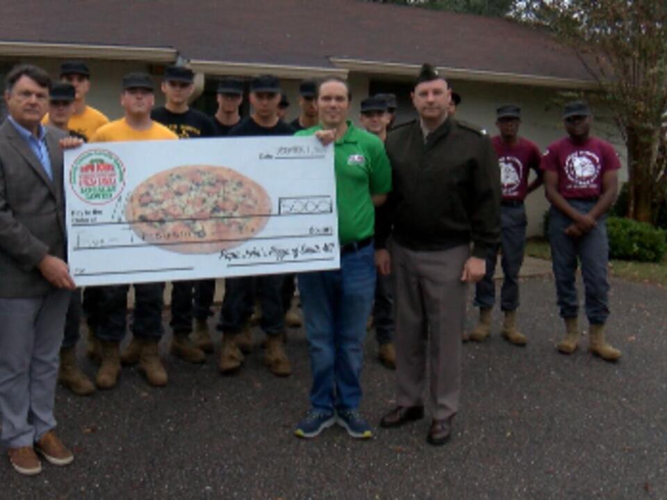 Papa John’s Foundation donates $5K to Shelby Youth Challenge Program
