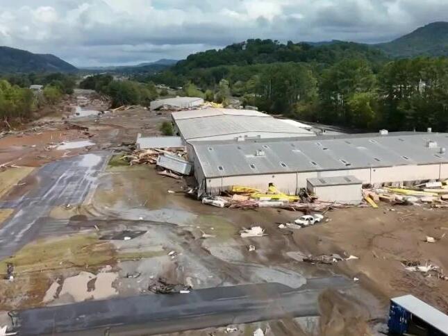 Search for missing after flooding in Tennessee