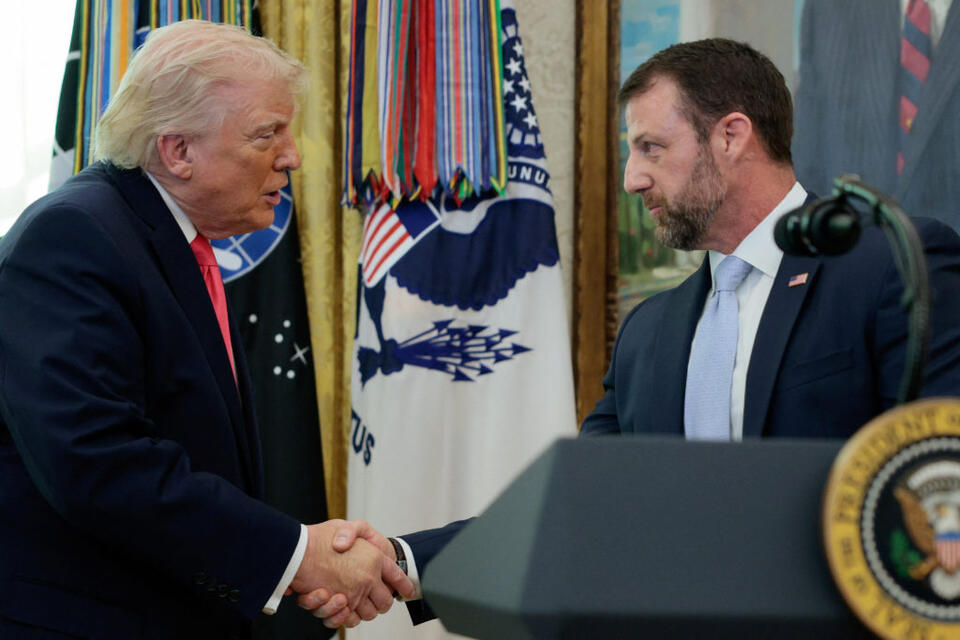WATCH: Markwayne Mullin sworn in as new homeland security secretary ...