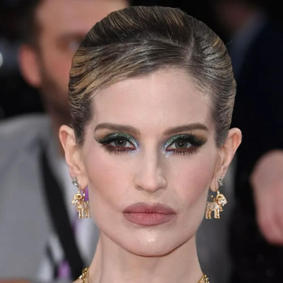 Kelly Osbourne Opens Up About Her 'Sad' Weight Loss Journey And Reveals ...