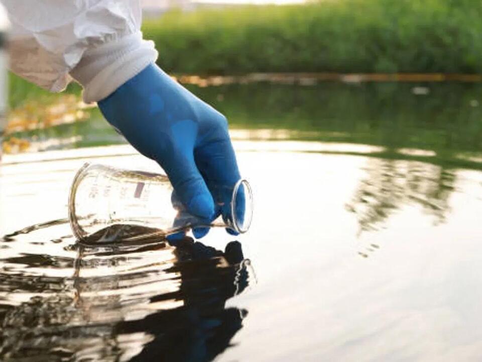 Lawsuit alleges Calhoun, company has been contaminating water