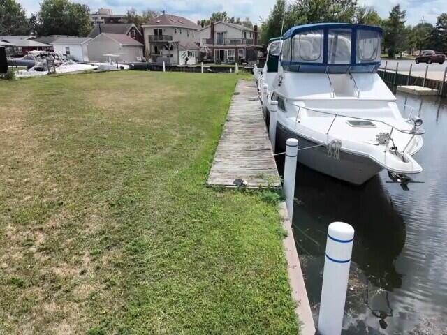 St. Clair Shores man fights $15K in fines over boat docking ordinance