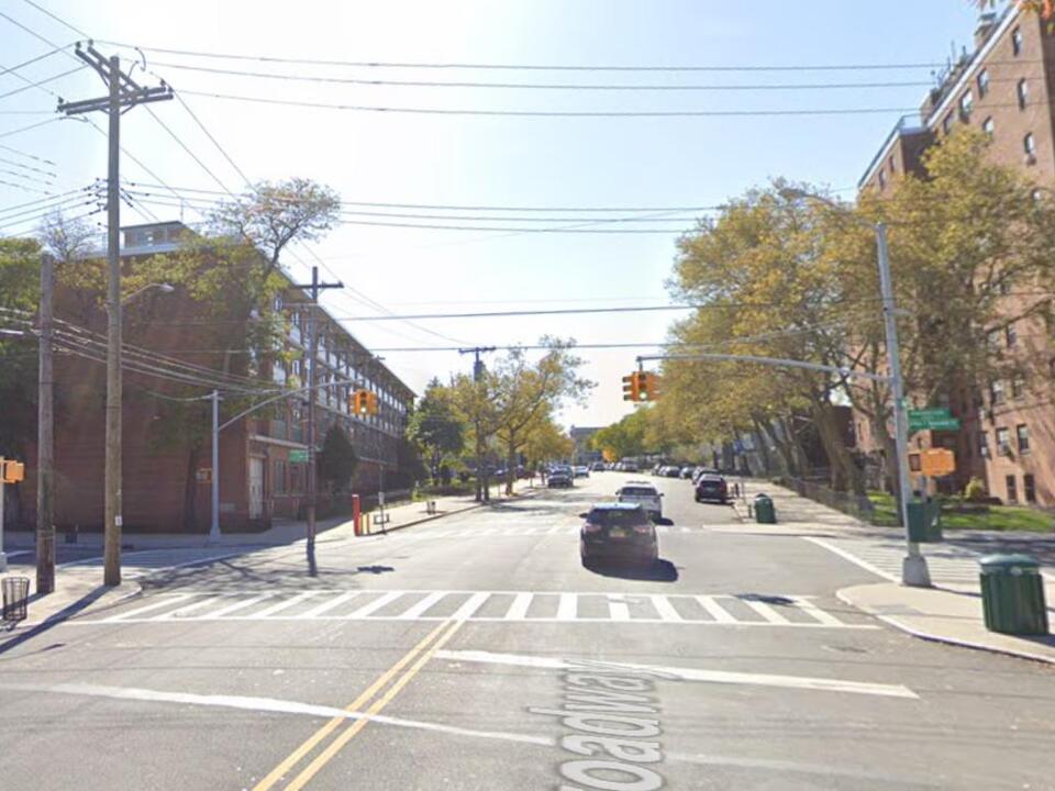 Man, 39, shot in leg in West Brighton; 2 incidents of shots fired on