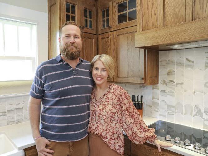 Ben And Erin Napier Talk Filming New Season Of ‘Home Town Takeover’ In ...
