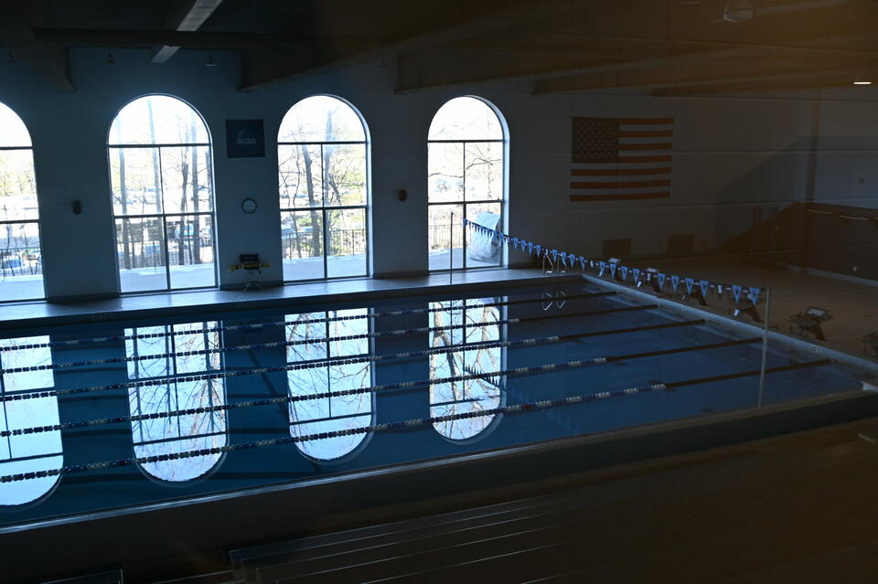 Mary Washington swim team dives back into Goolrick Pool after closure ...