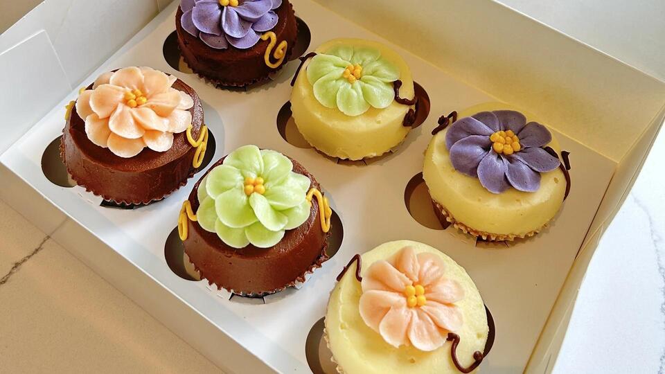 Rakhi Gifting Guide: Mumbai's Best Mithai and Dessert Boxes