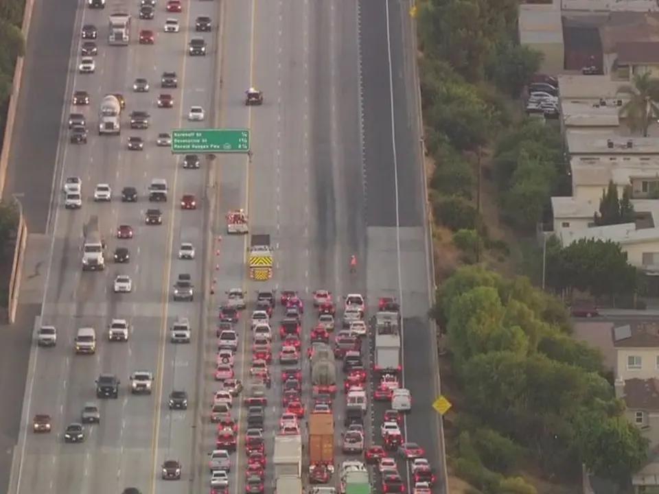 Motorcyclist killed on 405 Freeway in North Hills area