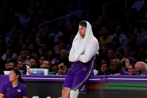 Luka Doncic sitting out Lakers' visit to Clippers with back tightness ...