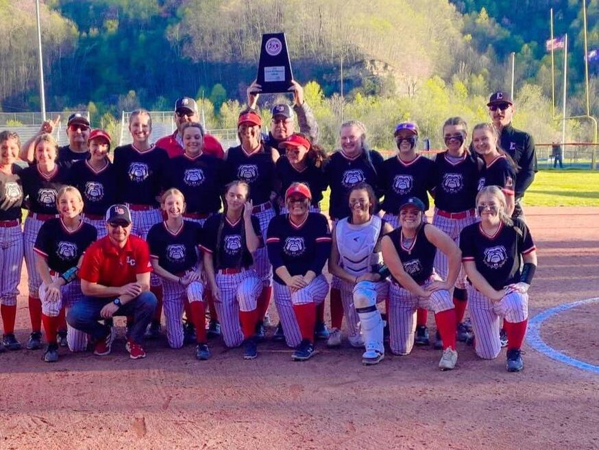 Lady Bulldogs capture 2A, Section 8 title