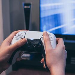 Scientists Investigated Why People Invert Their Controls, And It's Not ...