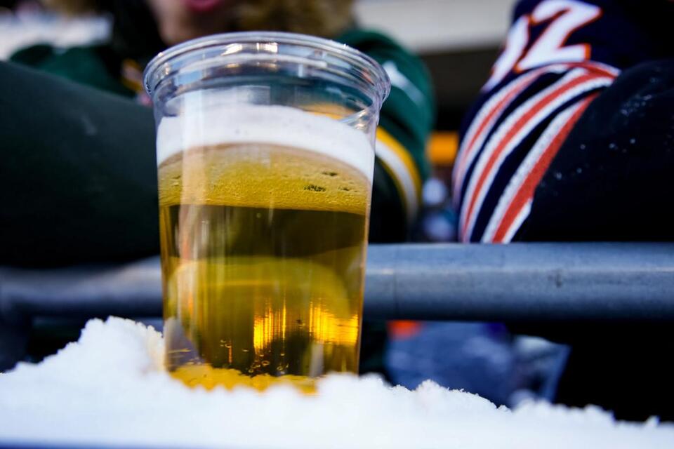 Beer, hot dogs at Soldier Field among NFL's most expensive: Report ...