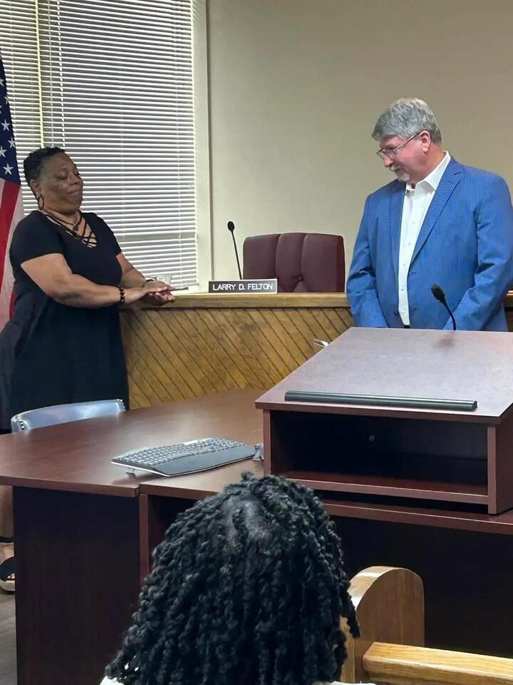 County bids farewell to Harrell - NewsBreak