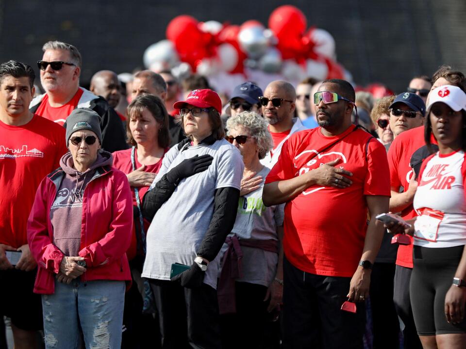 Walkers raise money and awareness in annual Toledo Heart Walk