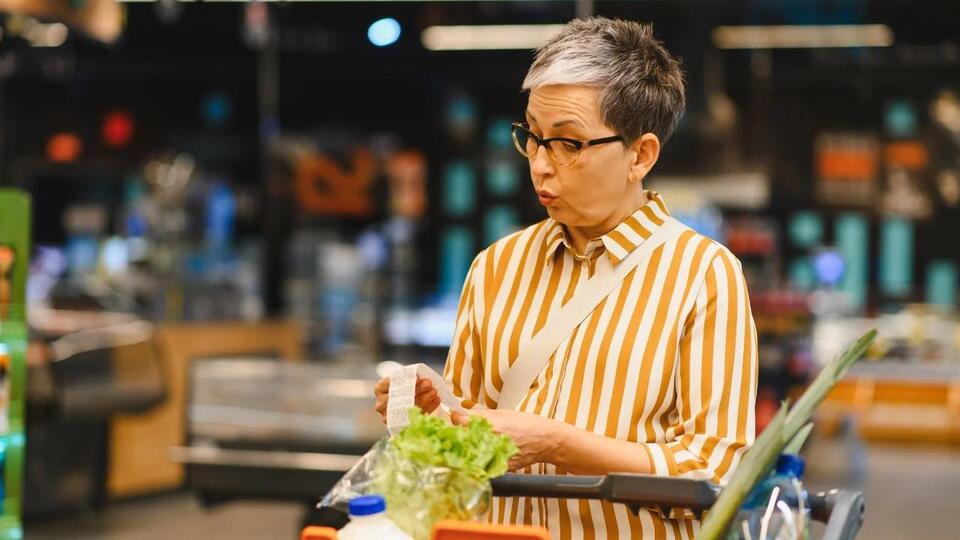 8 Precautions Iowans Should Take When Shopping at Fareway - NewsBreak