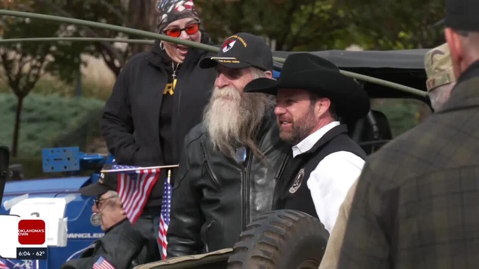Picture of Rep. Hern, Sen. Mullin attend Tulsa Veterans Day Parade - NewsBreak