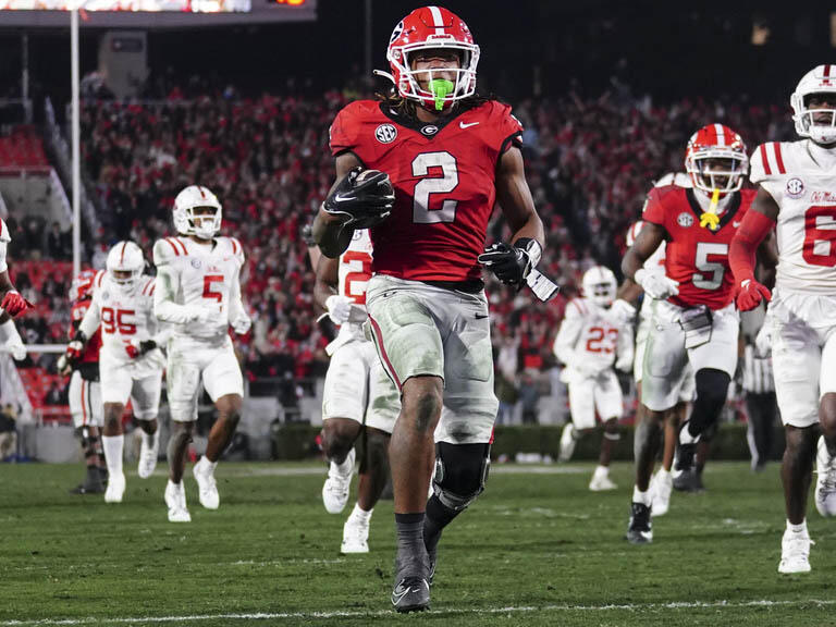 Alabama vs. betting lines, props, predictions Bulldogs face