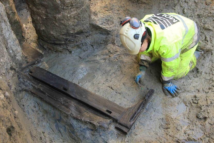 Archaeologists Unearth The First Fully Intact Roman Funerary Bed In London