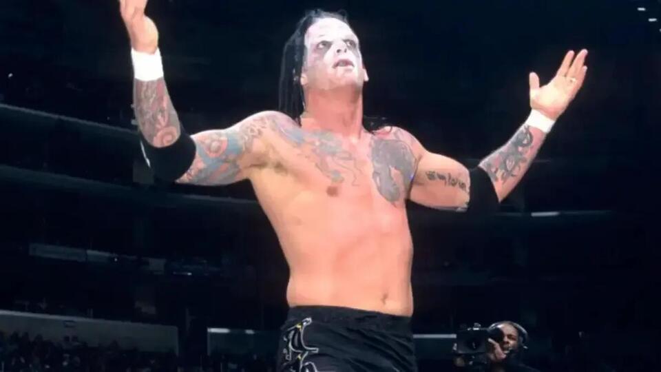 Vampiro Returns To The Ring Two Months After Retiring