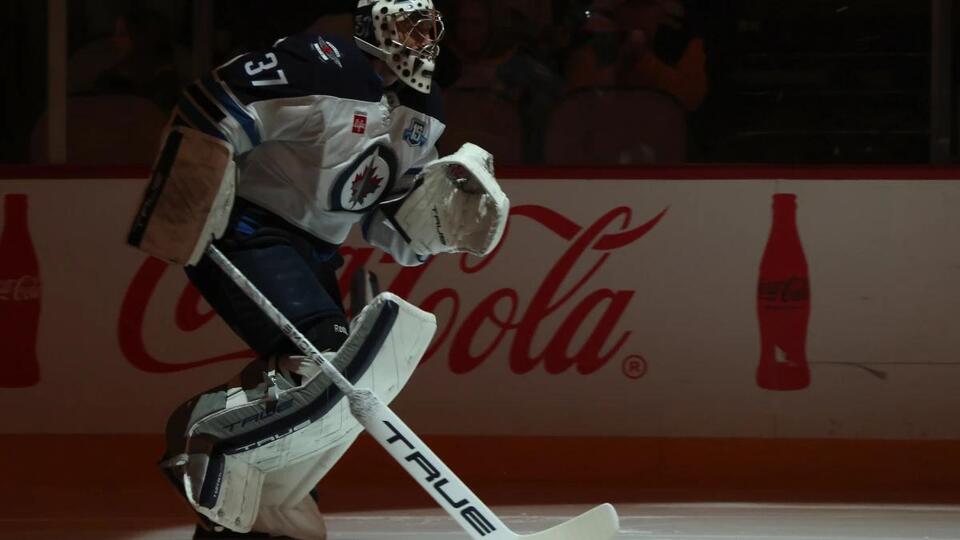 Hellebuyck confirms he would waive his NTC to join struggling team as ...