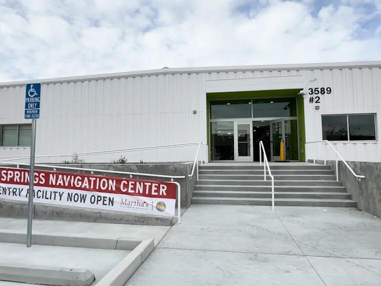 Early Entry Facility opens at the Palm Springs Homeless Navigation Center