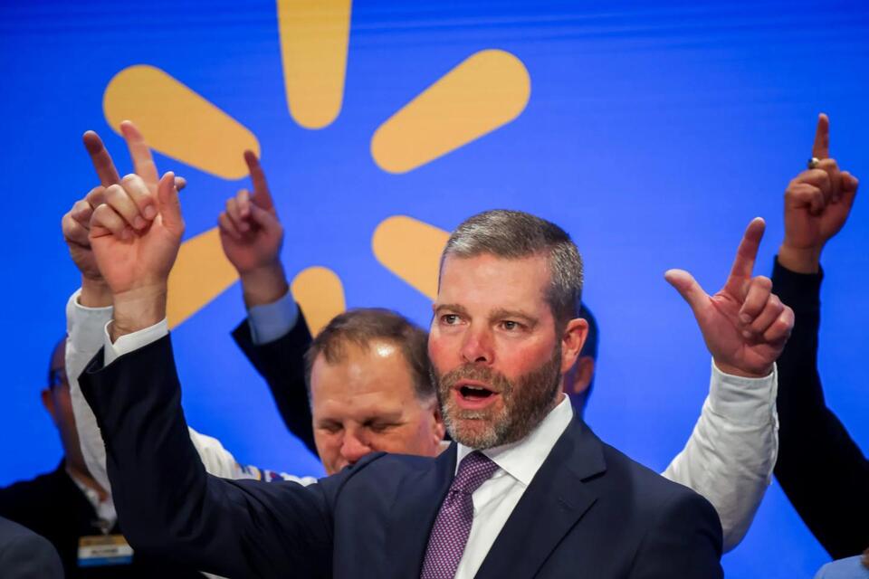 Walmart shoppers are filling their gas tanks with less than 10 gallons for the first time since 2022, and its CFO calls it ‘an indication of stress'