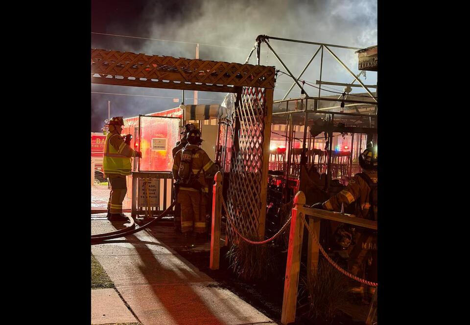 Fire breaks out at popular N.J. waterfront bar, restaurant - NewsBreak