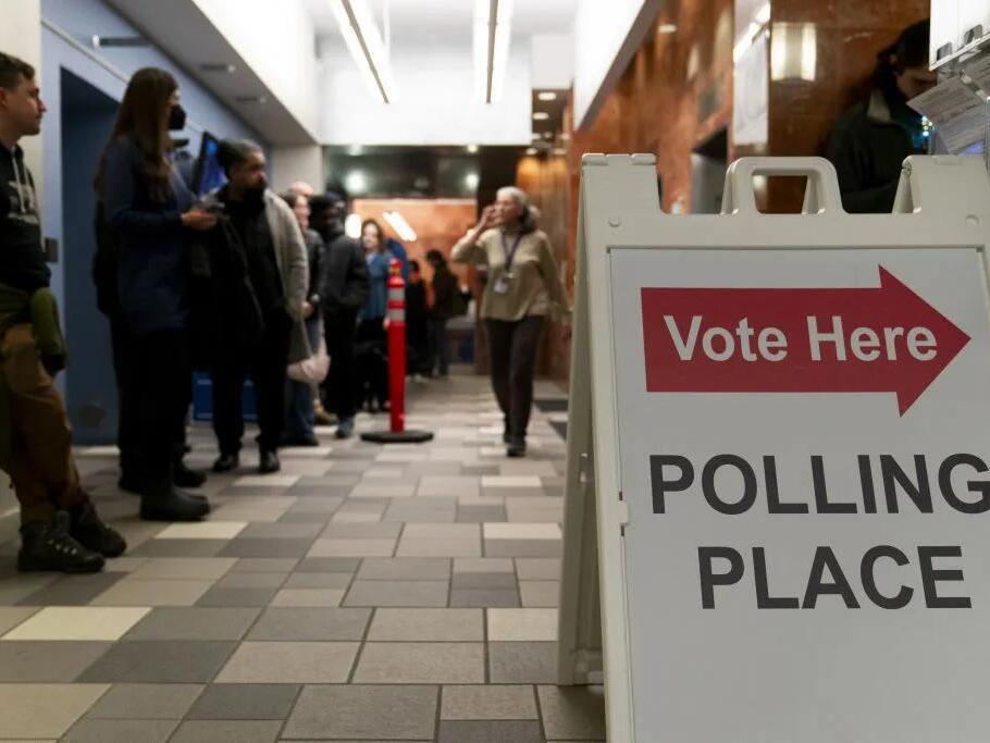Georgia election day hours