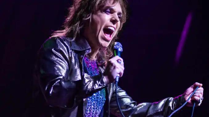 The Struts kick off their tour in Detroit with ‘Friday Night Fever ...