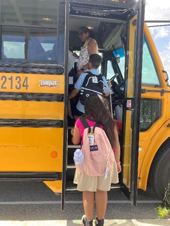 Fines for passing stopped school buses in Lee County start Monday ...
