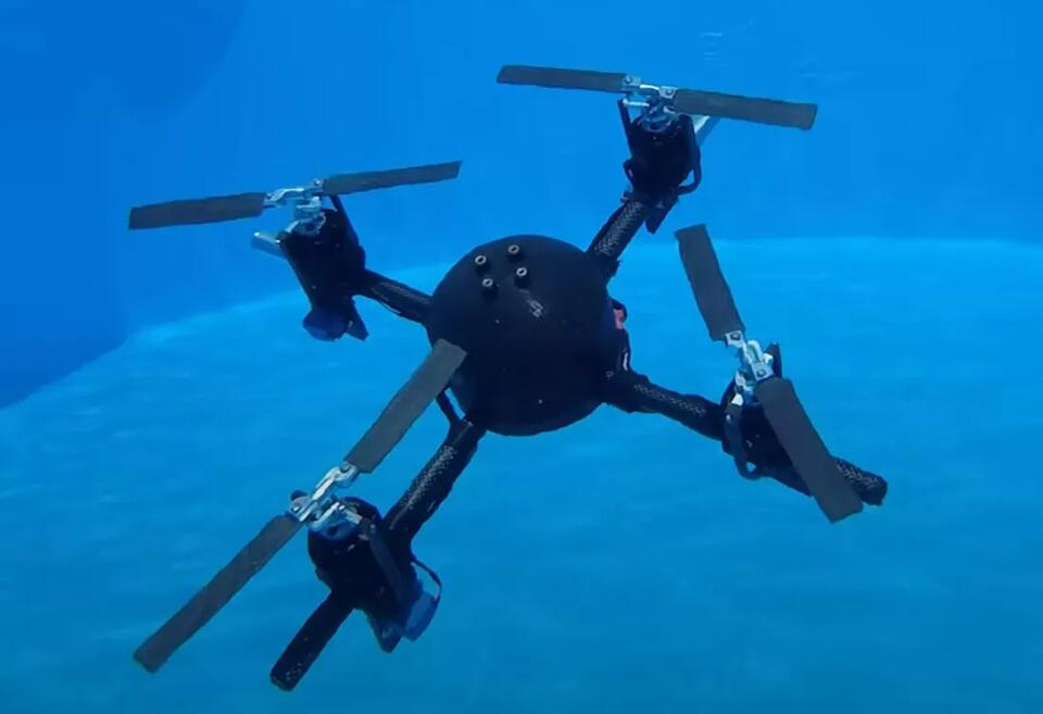 Danish Students Build Drone That Seamlessly Transitions From Air to ...