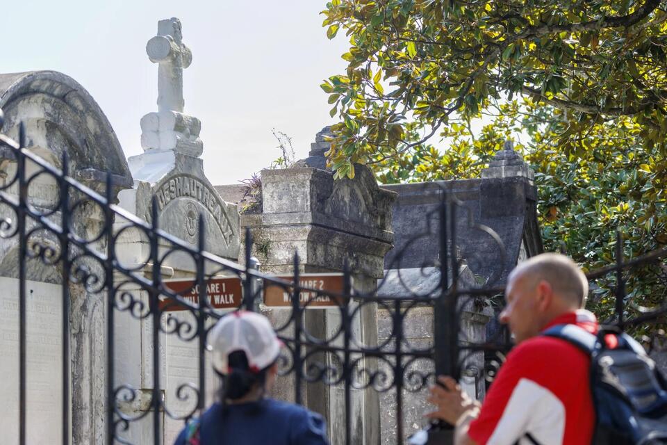 Lafayette Cemetery No. 1 in New Orleans is reopening to the public. But ...