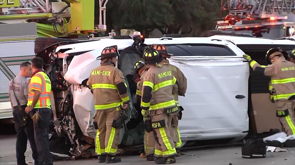 Driver airlifted to hospital after fiery rollover crash on Palmetto Expressway