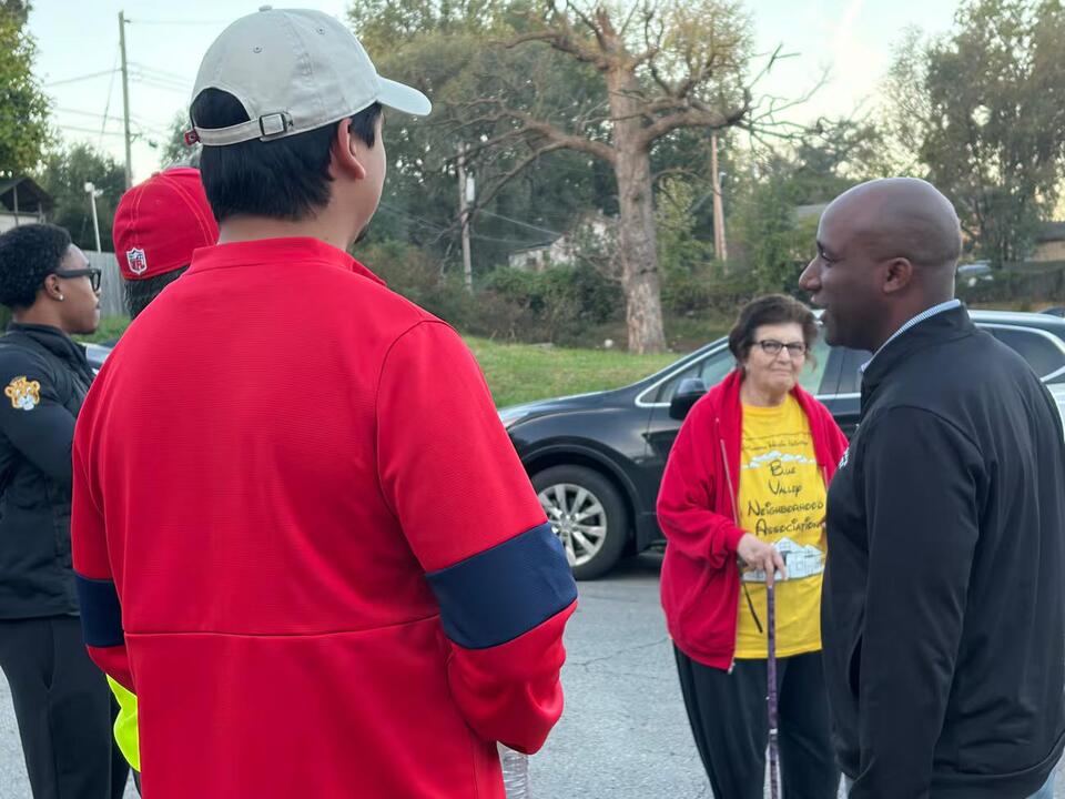 KC residents share concerns on Independence Avenue walk with Mayor ...