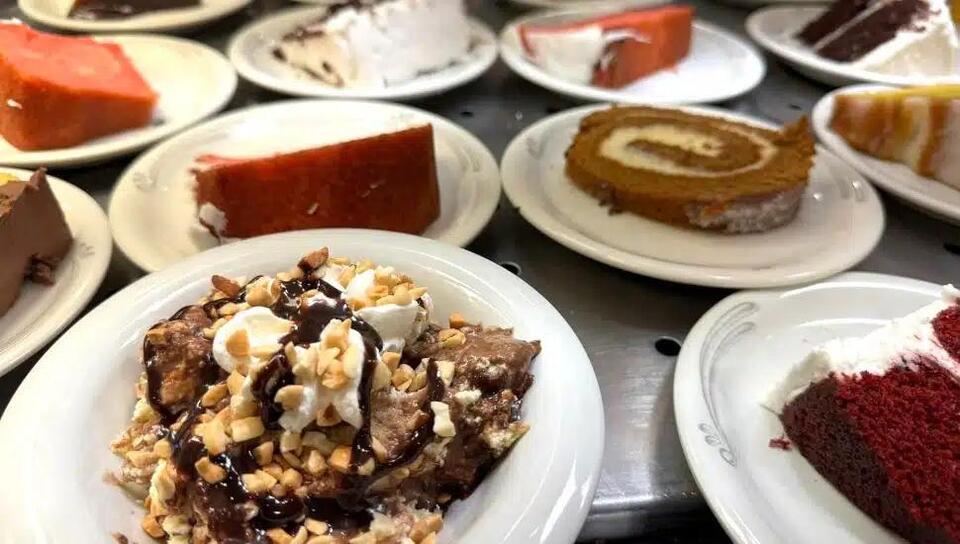 How Lancaster County’s Shady Maple Smorgasbord Thrives Amidst Buffet Industry Struggles