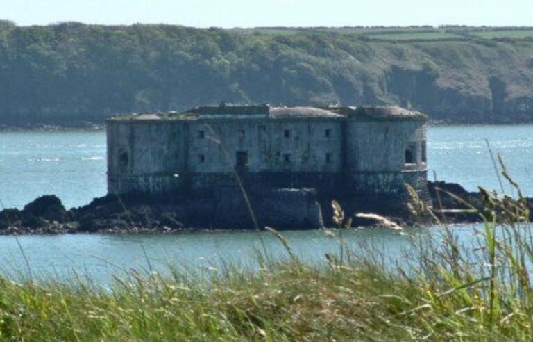Stack Rock Fort: The Abandoned Island Fort off the Welsh Coast - NewsBreak