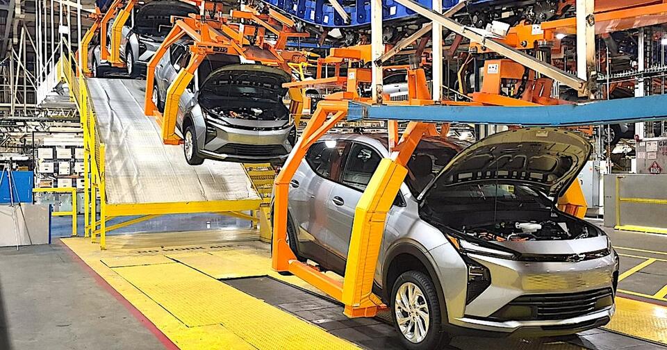 GM Revives Batch Building for 2027 Chevy Bolt, Cutting Costs & Boosting Quality