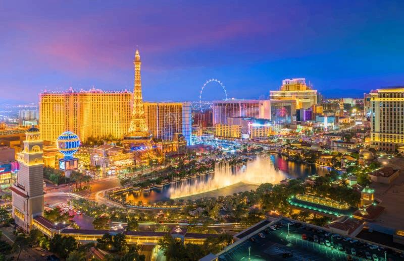10 Famous Singers from Nevada