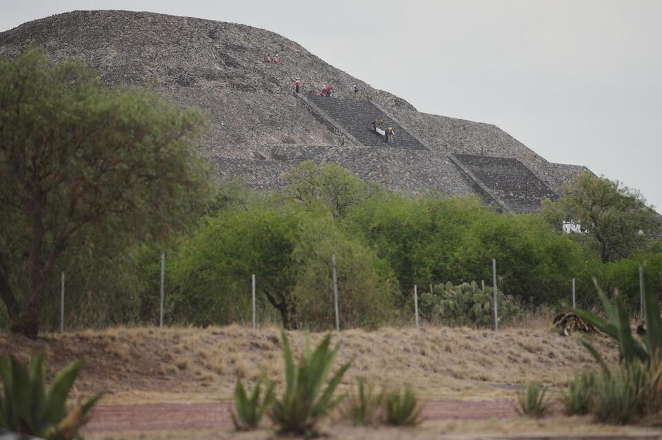 Tourist killed after mass shooter fires into crowd from ancient pyramid ...