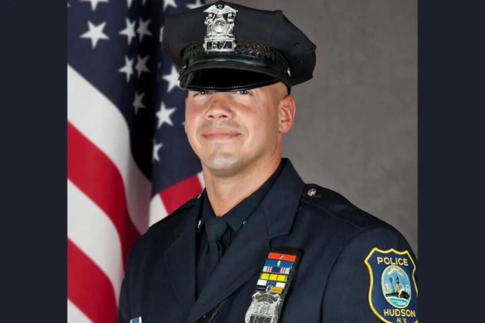 Hudson Police Officer Dies On Duty, Road Closures Planned For Funeral ...