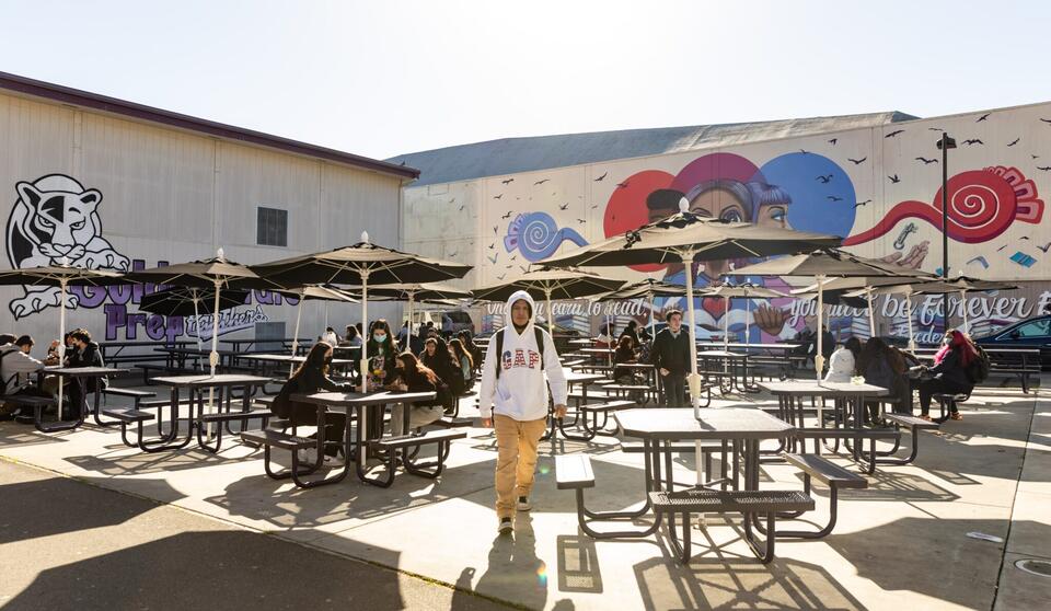 In a test case, Oakland charter school asks State Board to prevent its closure