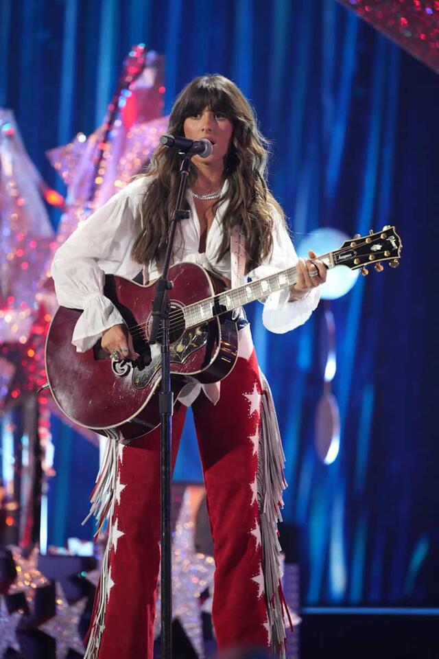 Ella Langley Delivers Show Stopping Performance Of ‘choosin Texas At 