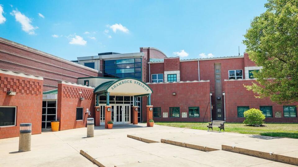 Farewell open house at Shamrock Springs Elementary - NewsBreak