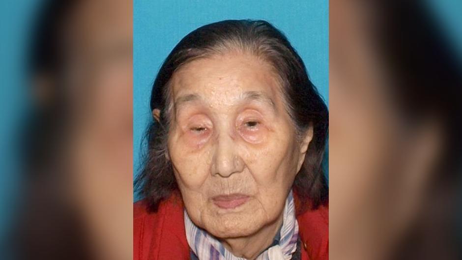 Family asks for help finding 97-year-old Korean woman missing from Westlake