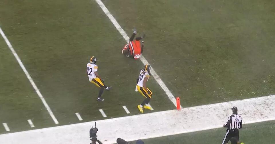 Rigged cries follow NFL touchdown after questionable series of events ...