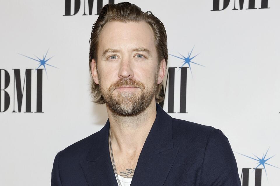 What's Wrong With Charles Kelley? Lady A Singer's Cancer Diagnosis ...
