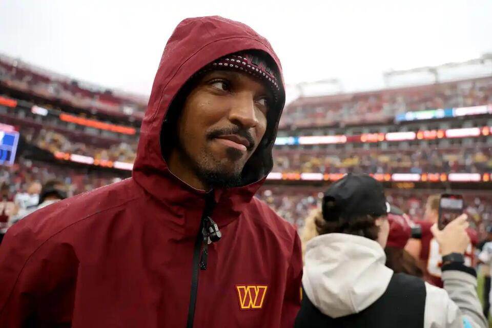 Commanders Announce Jayden Daniels Injury Update Ahead of Colts Game ...
