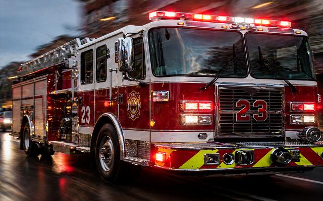 Man Found Dead After Lake Forest House Fire - NewsBreak