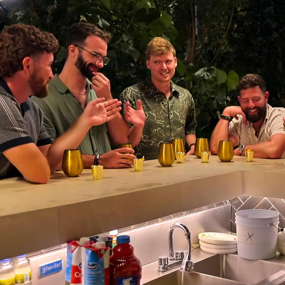 Love Is Blind Season 11 Contestant’s Explosive Crash Out at Producers ...